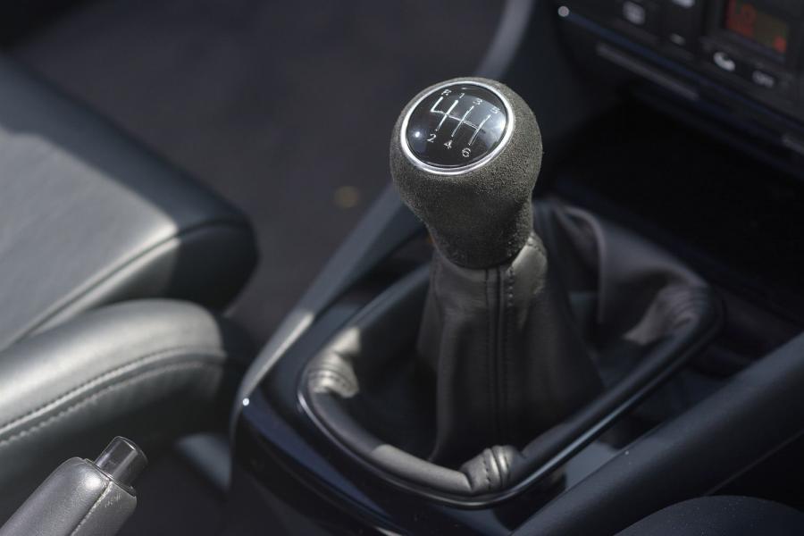 Детали интерьера Audi RS4 Avant (B5, 8D) 2000 года  (UK) (фото 11 из 40)